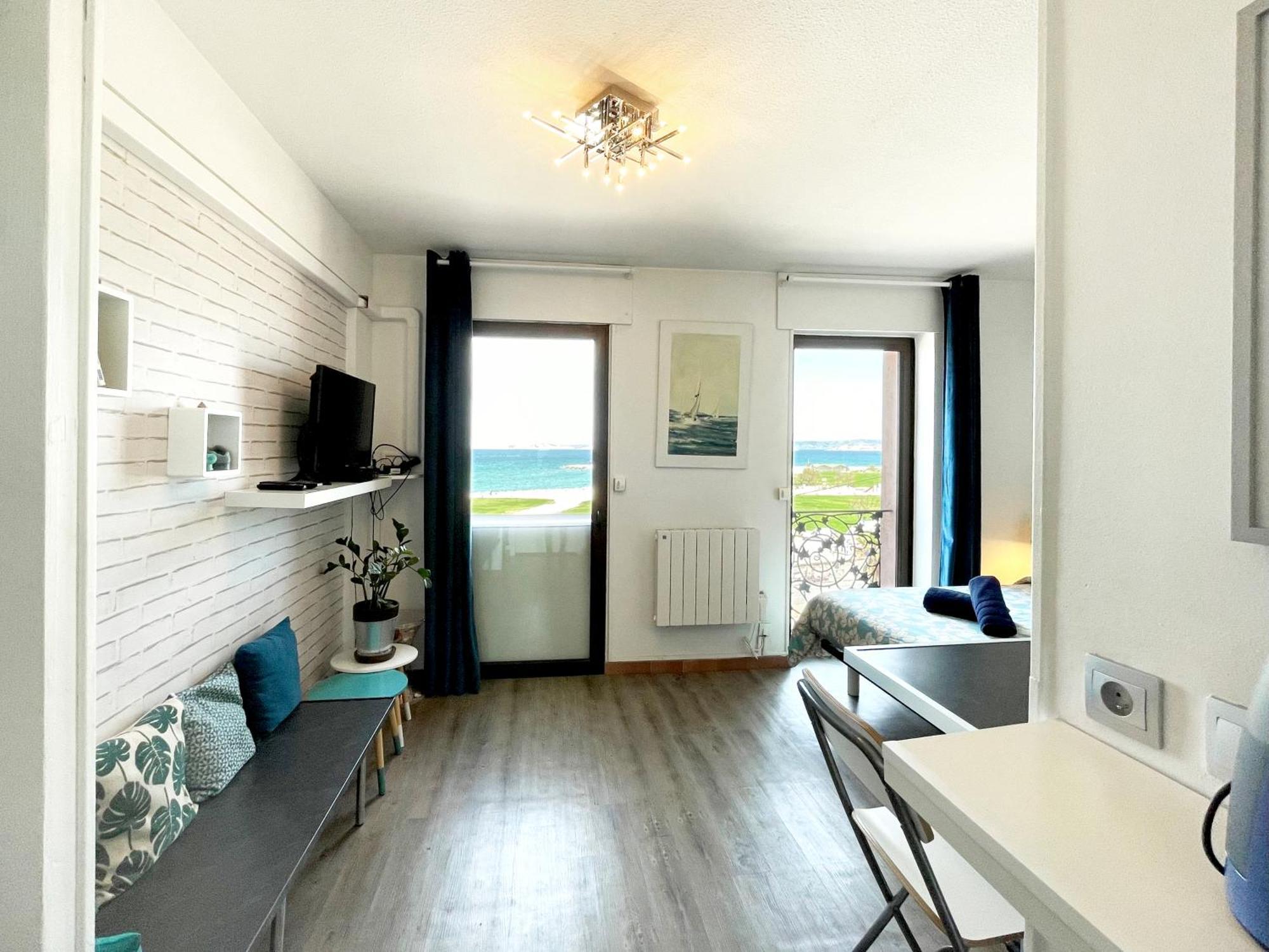 Red Lion Apartment Марсилия Екстериор снимка